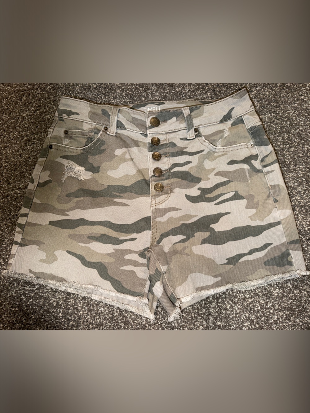 Time and Tru High Waist Camo Denim Shorts - Olive/Beige size 6